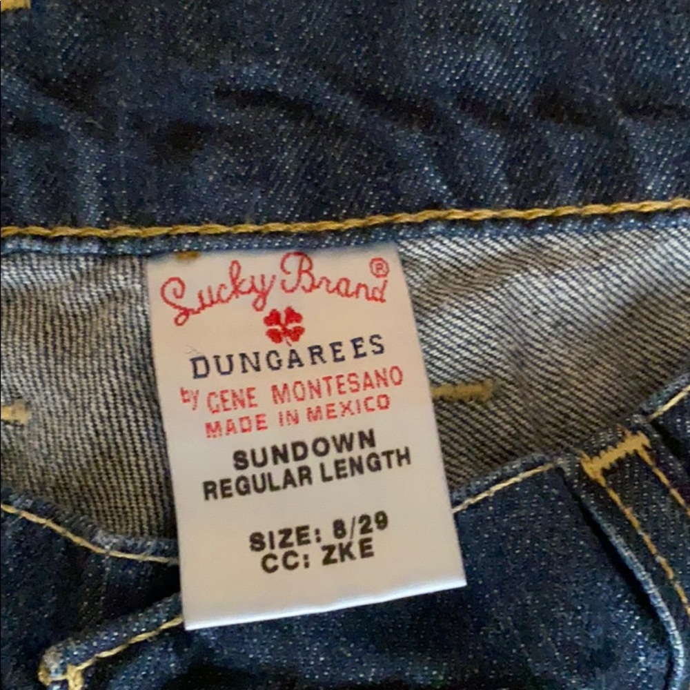 Clothes - Picture 3 of 3
